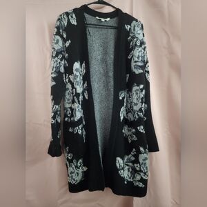 The Pioneer Woman Black and Gray Floral Cardigan